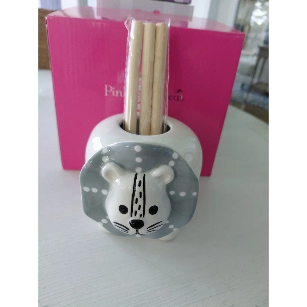 Pink Zebra Baby Lion Reed Diffuser Vase Just Add Soaks Brand New In Box